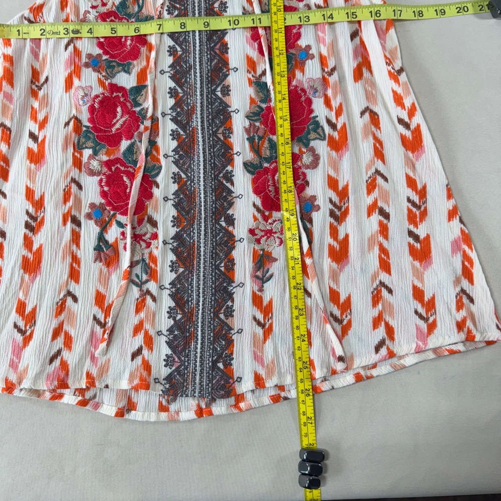Savanna Jane Women's Medium Floral Embroidered Chevron Halter Tank Top Size M‎ - Picture 3 of 11